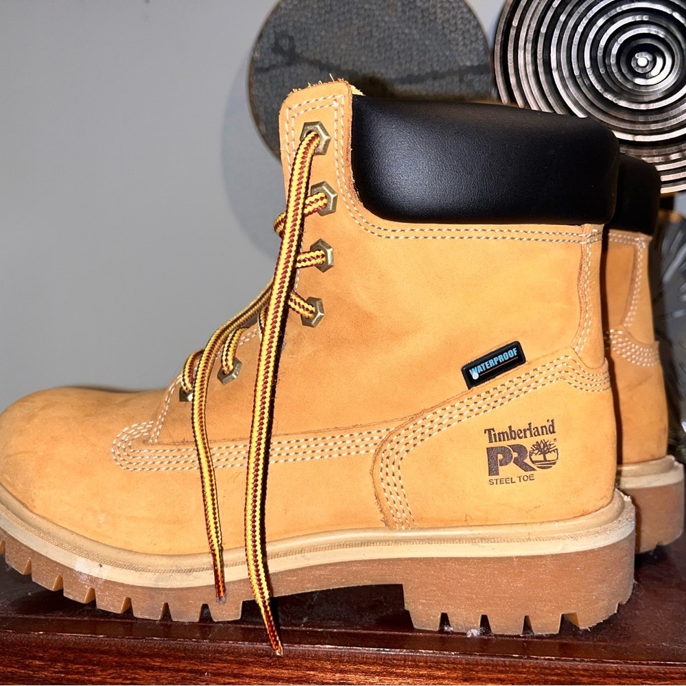 Timberland  Pro 24/7 steel toe Womens boot. Steel toe , waterproof